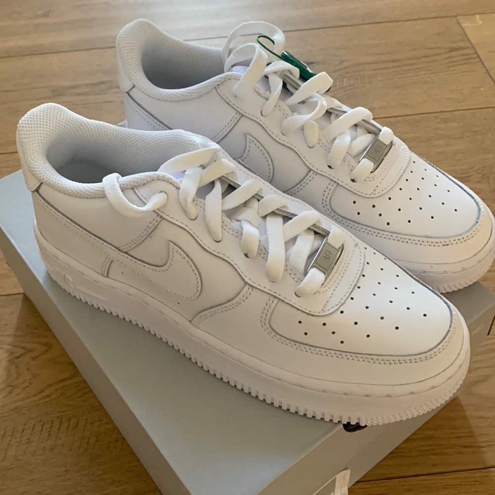 Brand New in Box Nike Air Force 1 white Youth 6.5